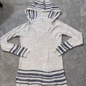 ROXY Knit V-Neck Pullover/Tunic  - Sand